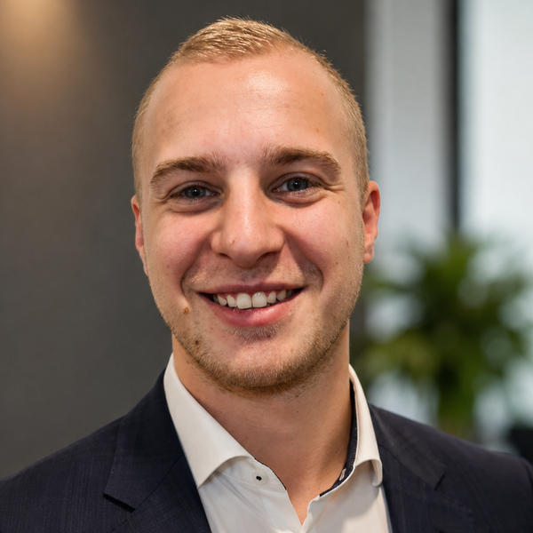 Stefan Mayr